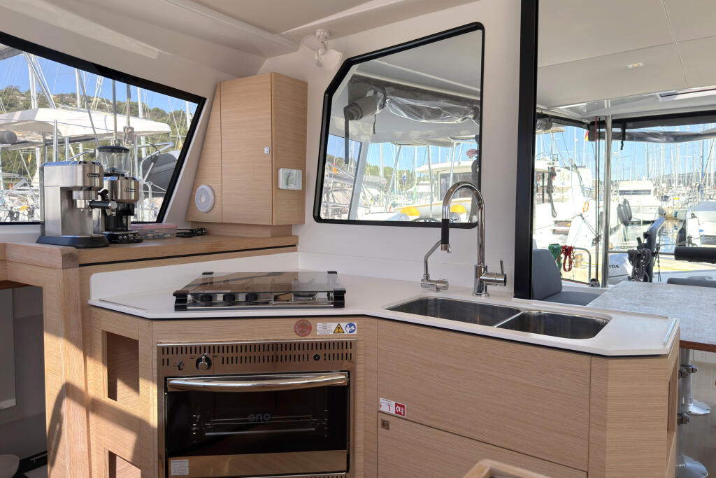 Catamaran 