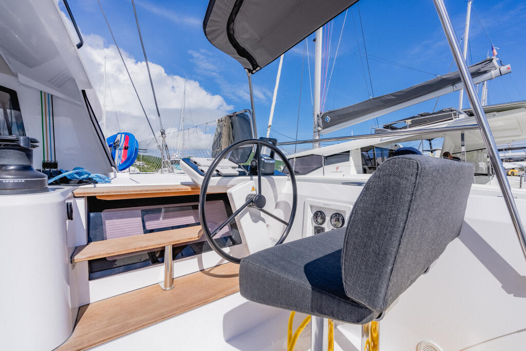 Catamaran 