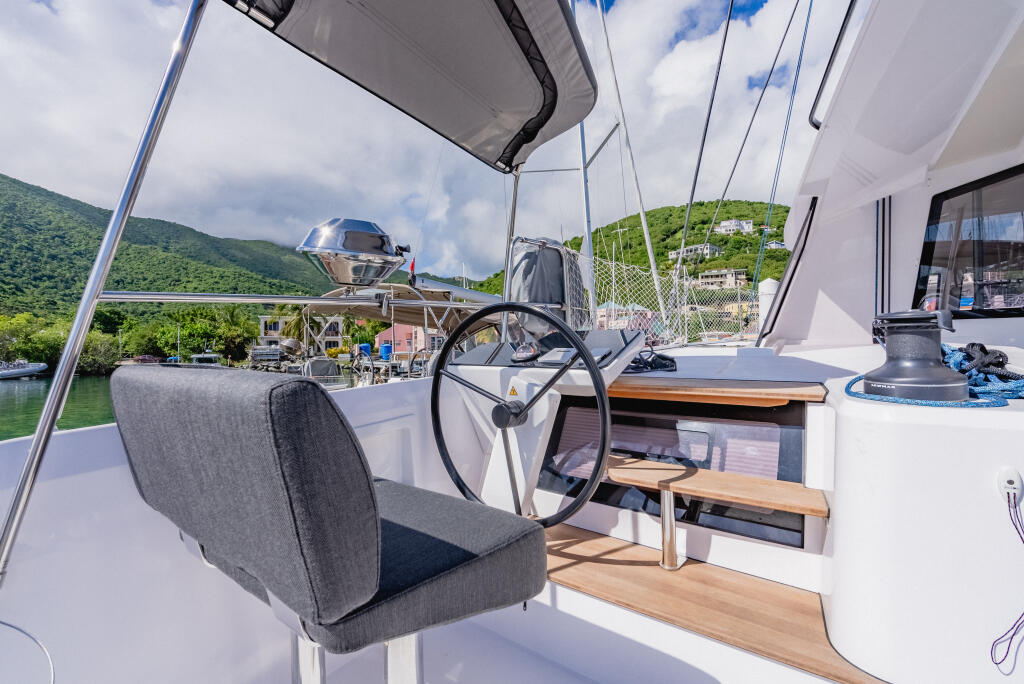 Catamaran 