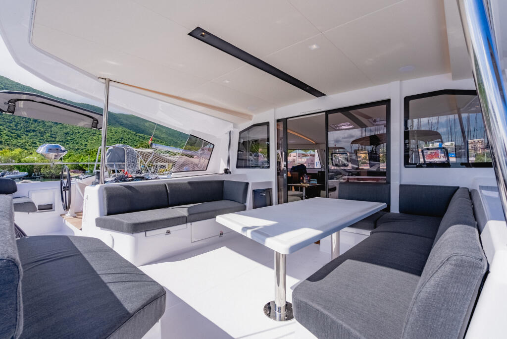 Catamaran 