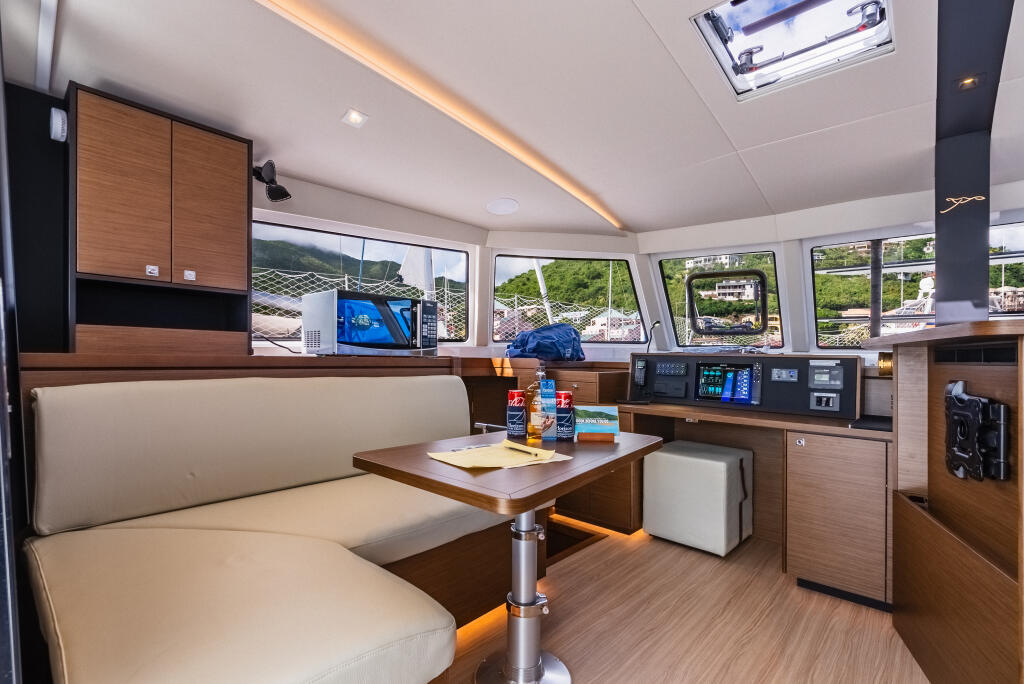Catamaran 