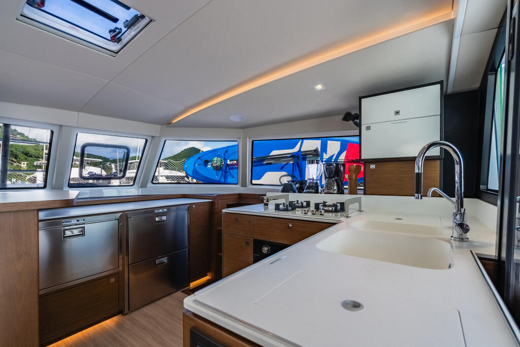 Catamaran 