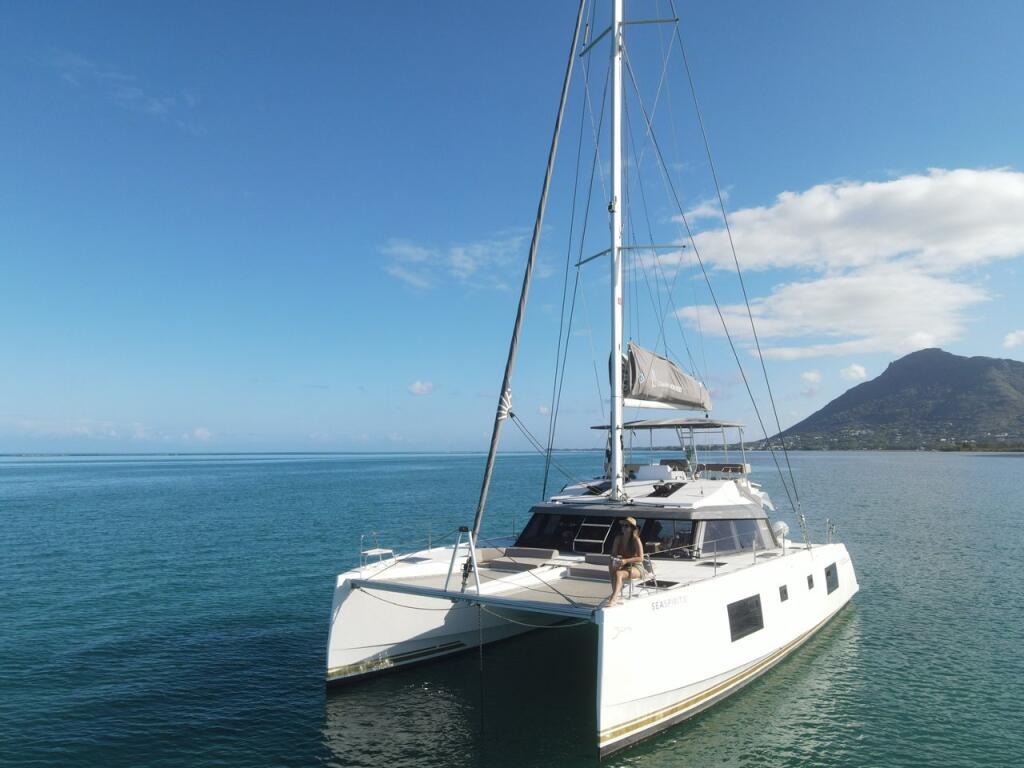 Catamaran 