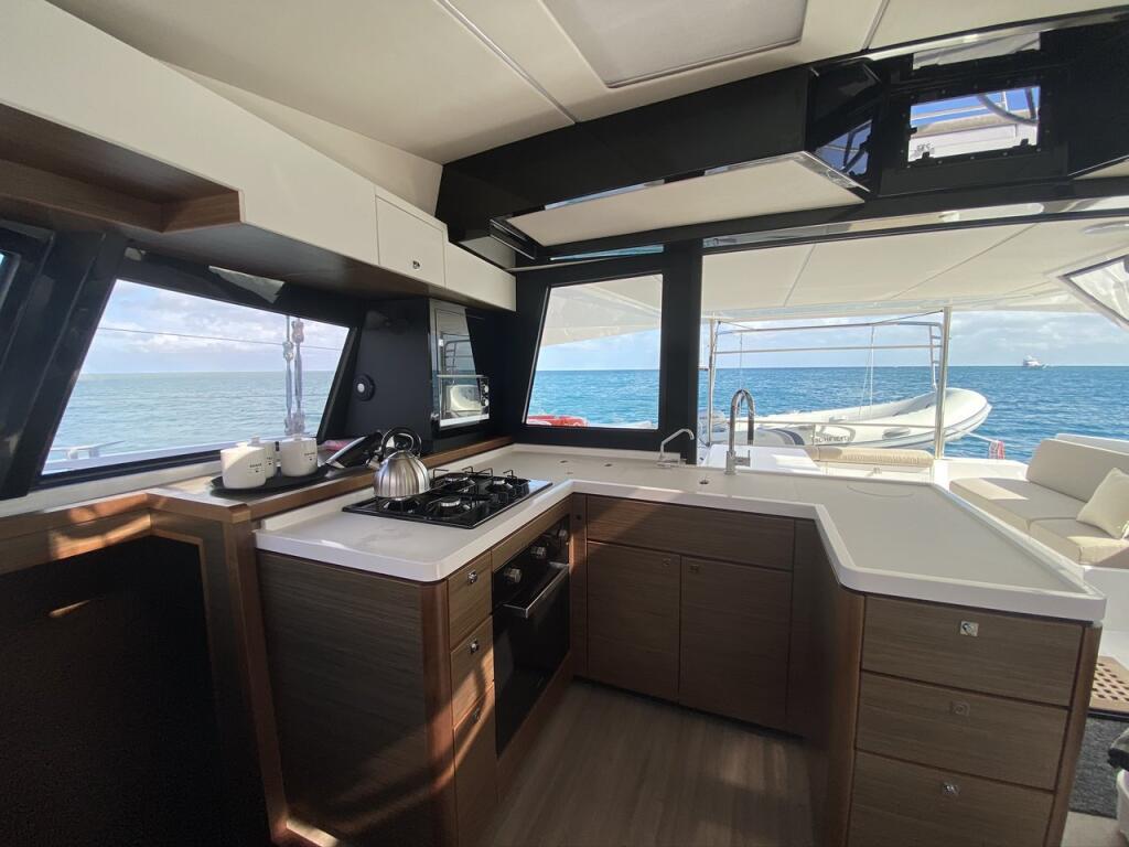 Catamaran 