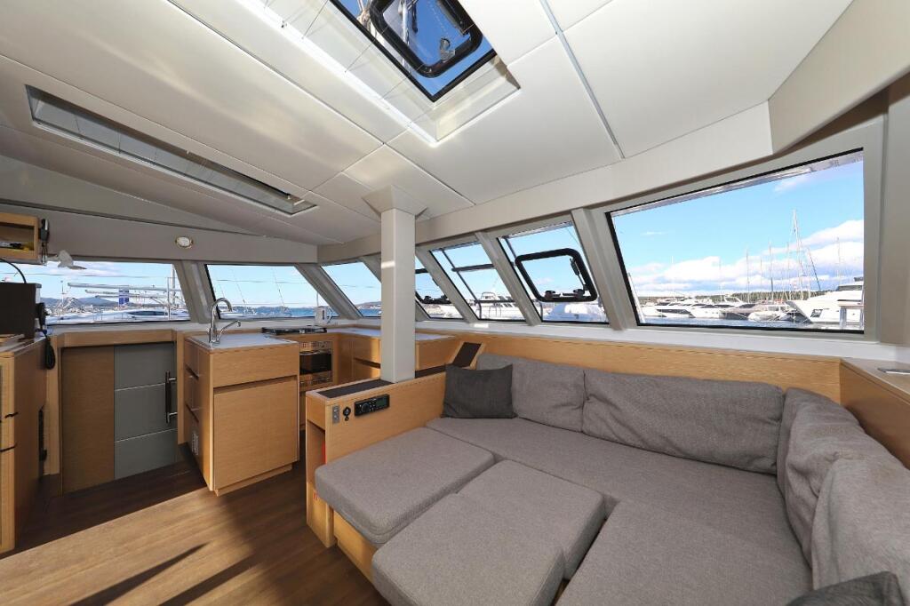Catamaran 