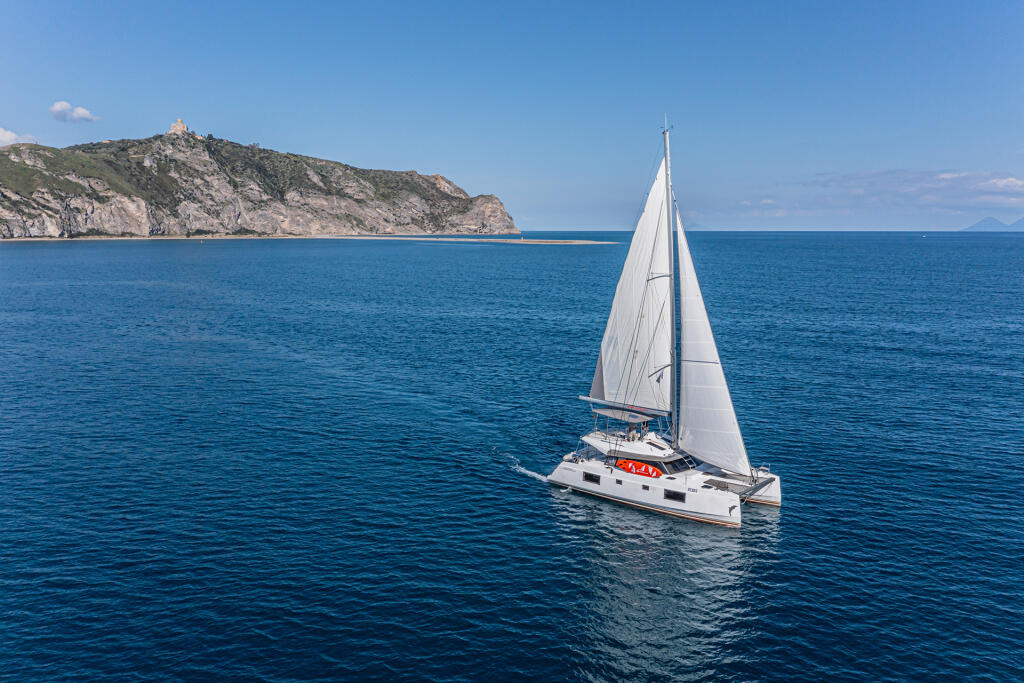 Catamaran 