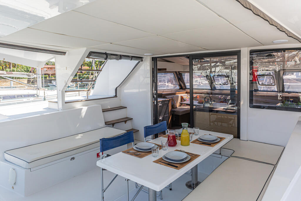 Catamaran 