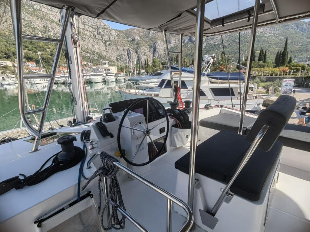 Catamaran 