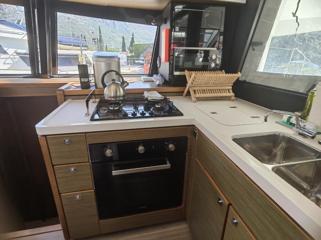 Catamaran 