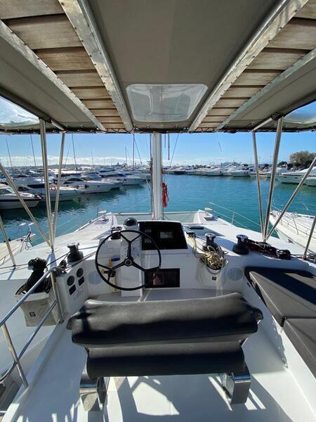 Catamaran 