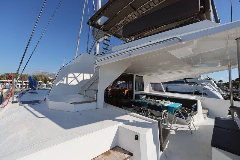 Catamaran 