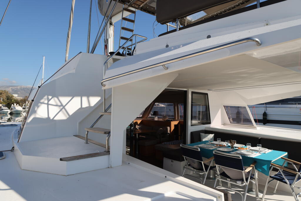 Catamaran 