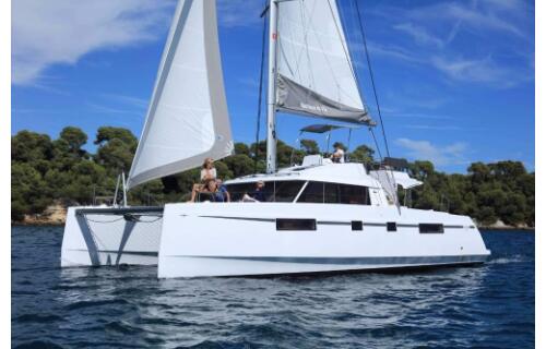 Catamaran 