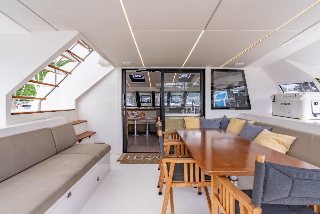 Catamaran 