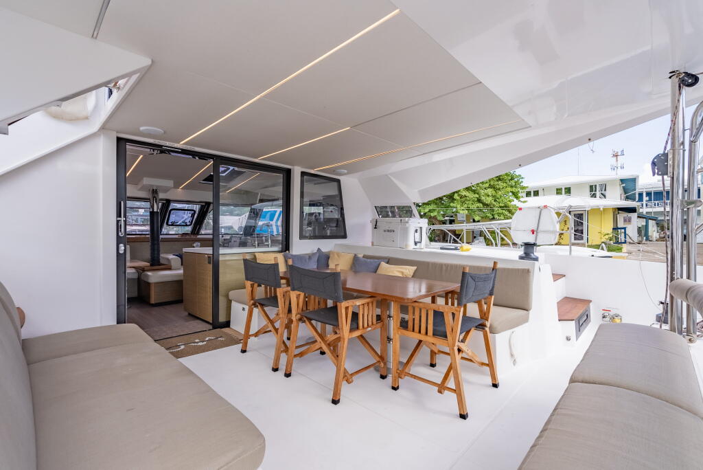 Catamaran 