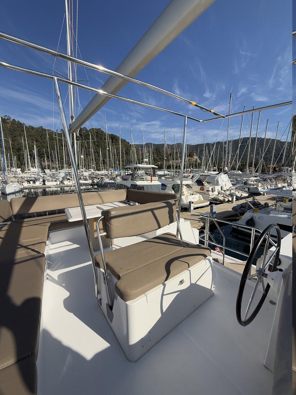 Catamaran 