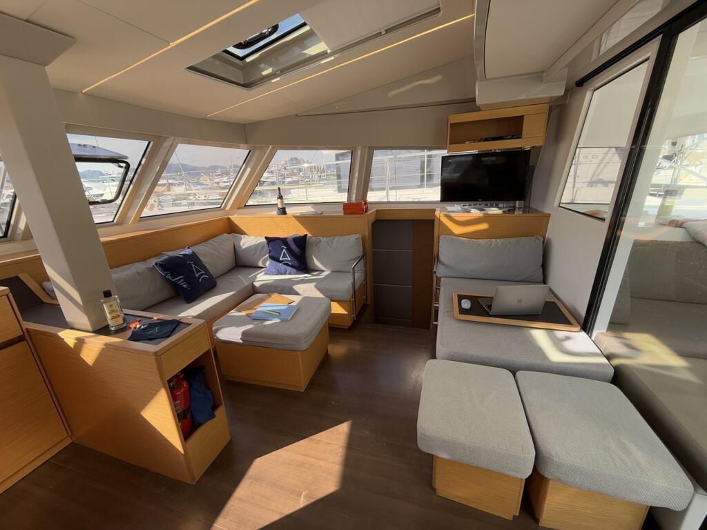 Catamaran 