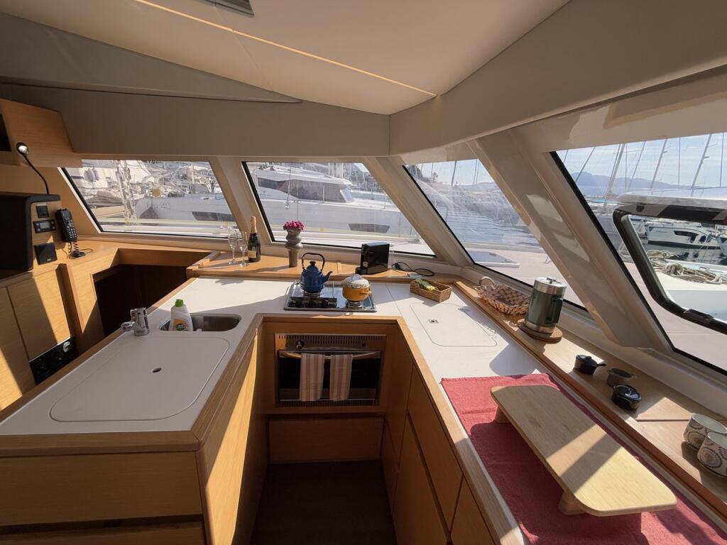 Catamaran 