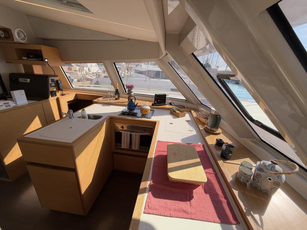 Catamaran 