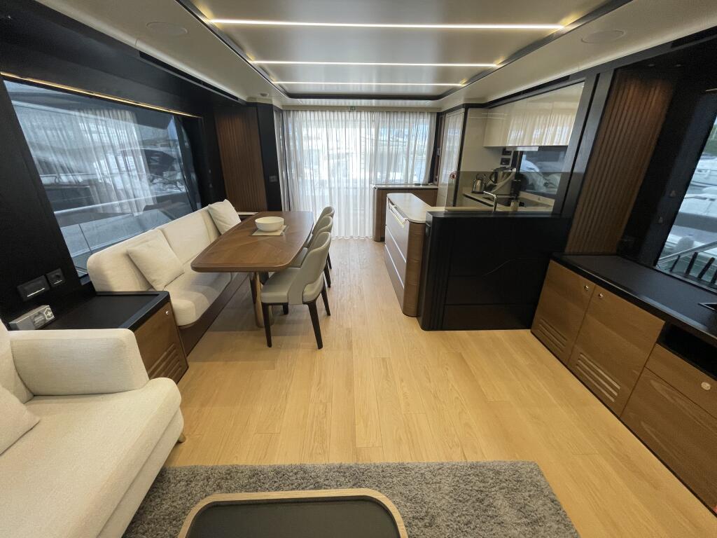 Motoryacht 
