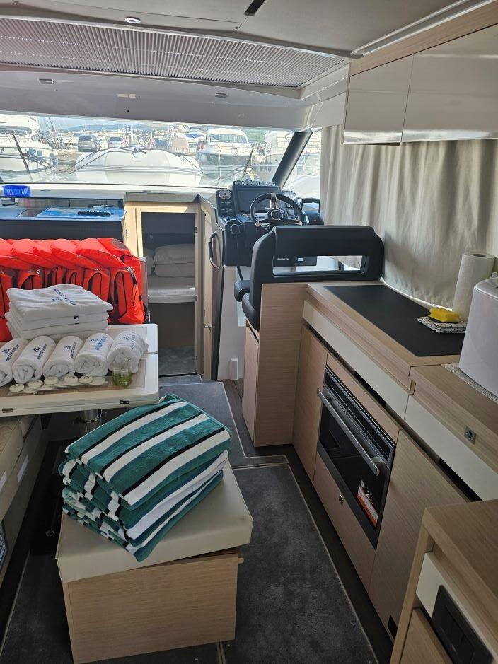 Motoryacht 
