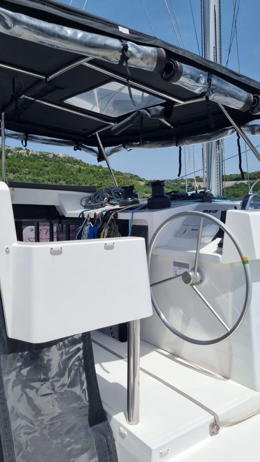 Trimaran 
