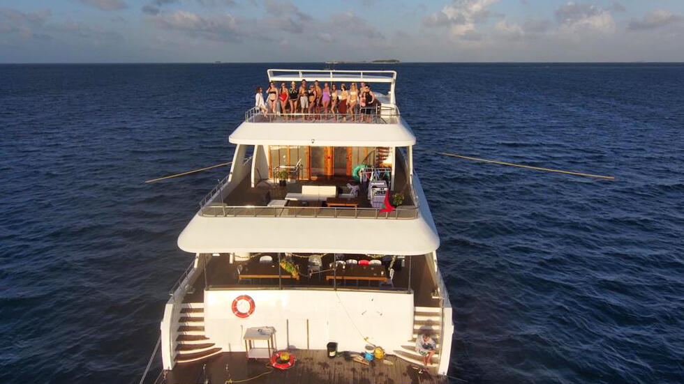 Luxury motor yacht 