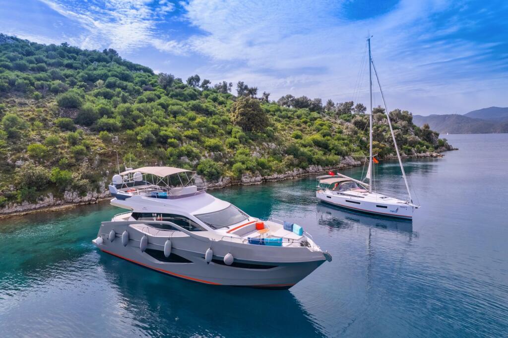 Motoryacht 