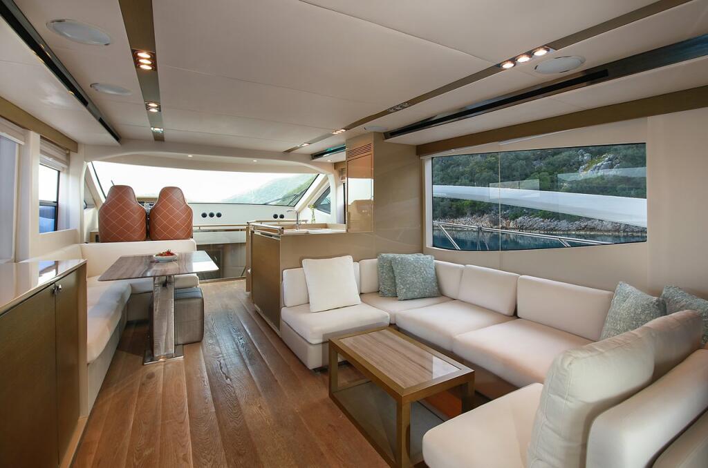 Motoryacht 
