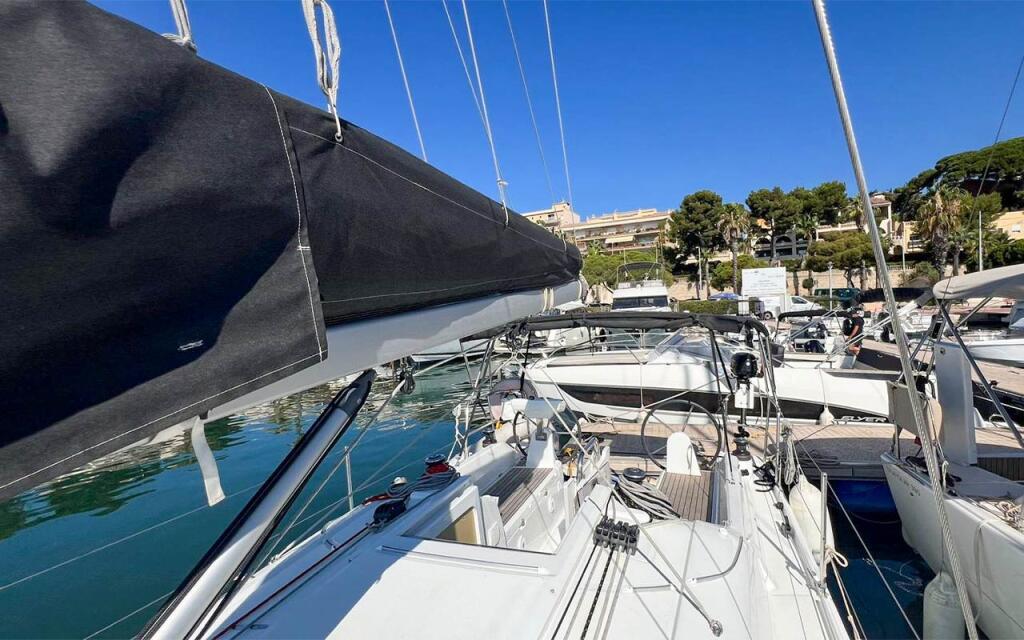 Segelyacht 