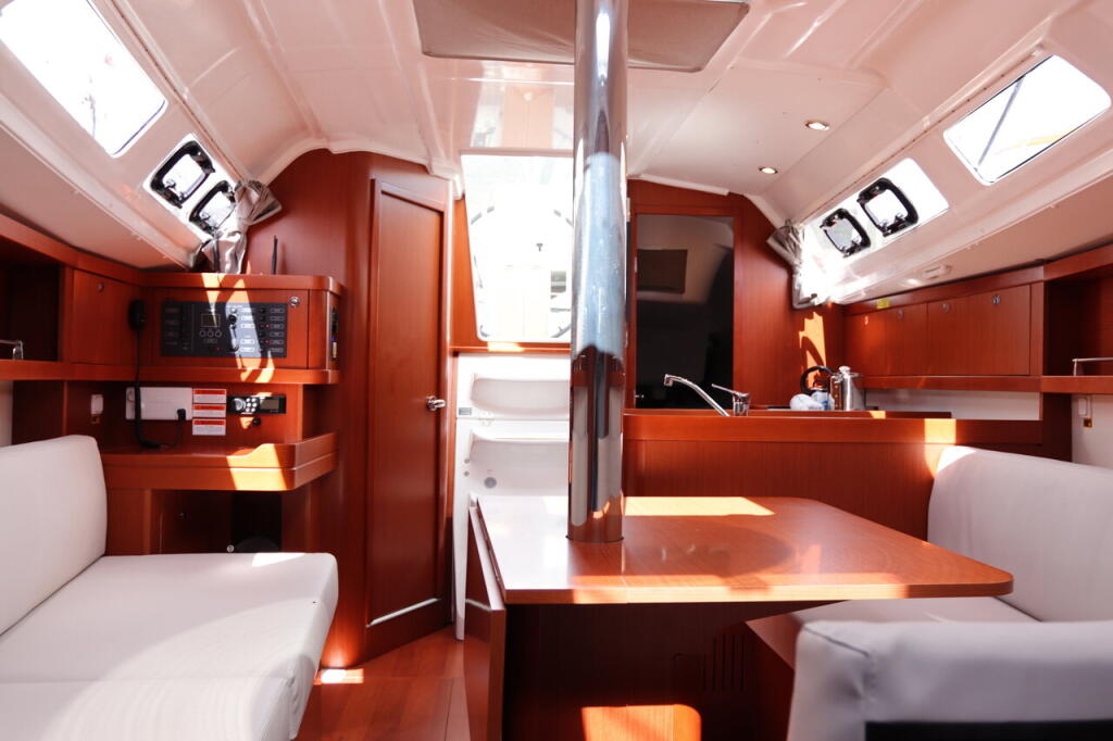 Segelyacht 