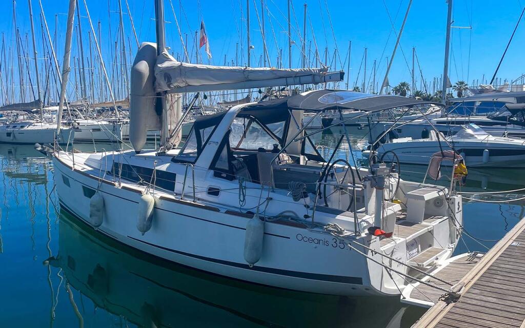 Segelyacht 