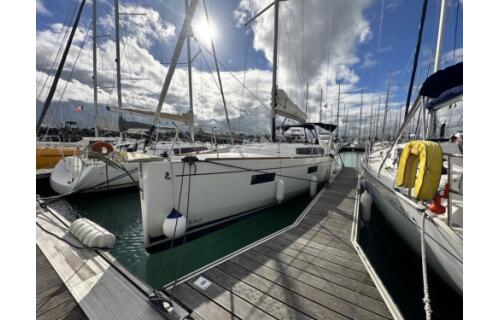 Oceanis 38.1 Delfino
