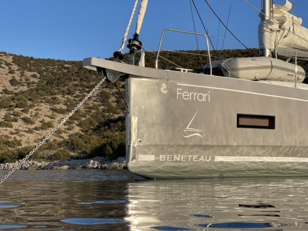 Sailing yacht 