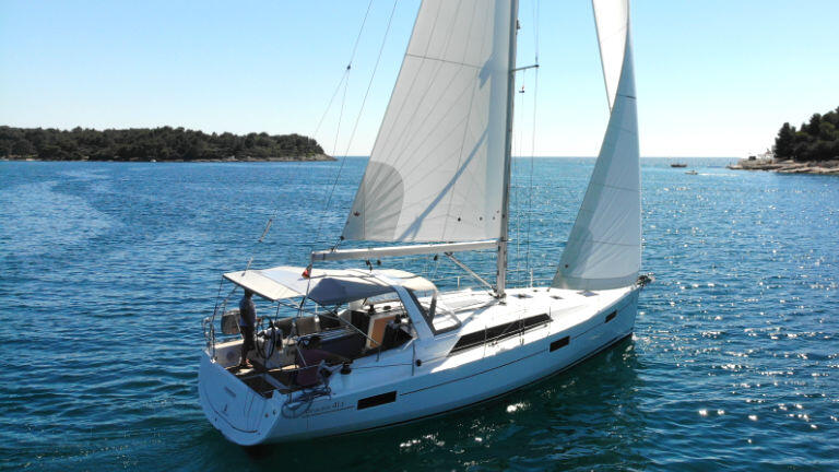 Segelyacht 