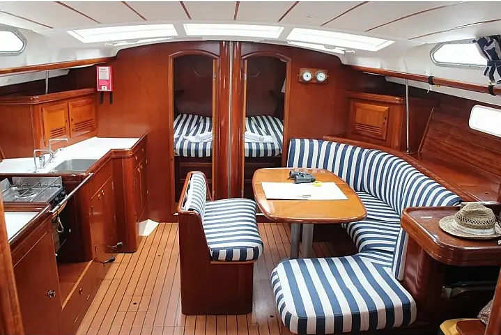 Segelyacht 