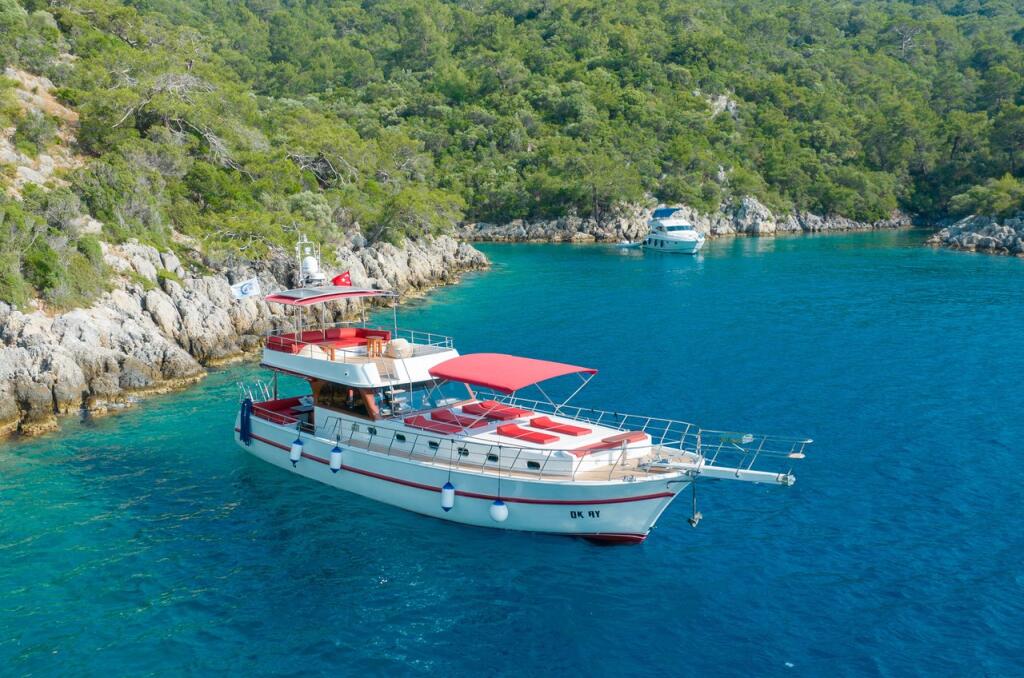 Motoryacht 