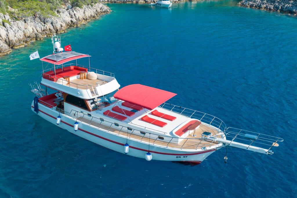 Motoryacht 