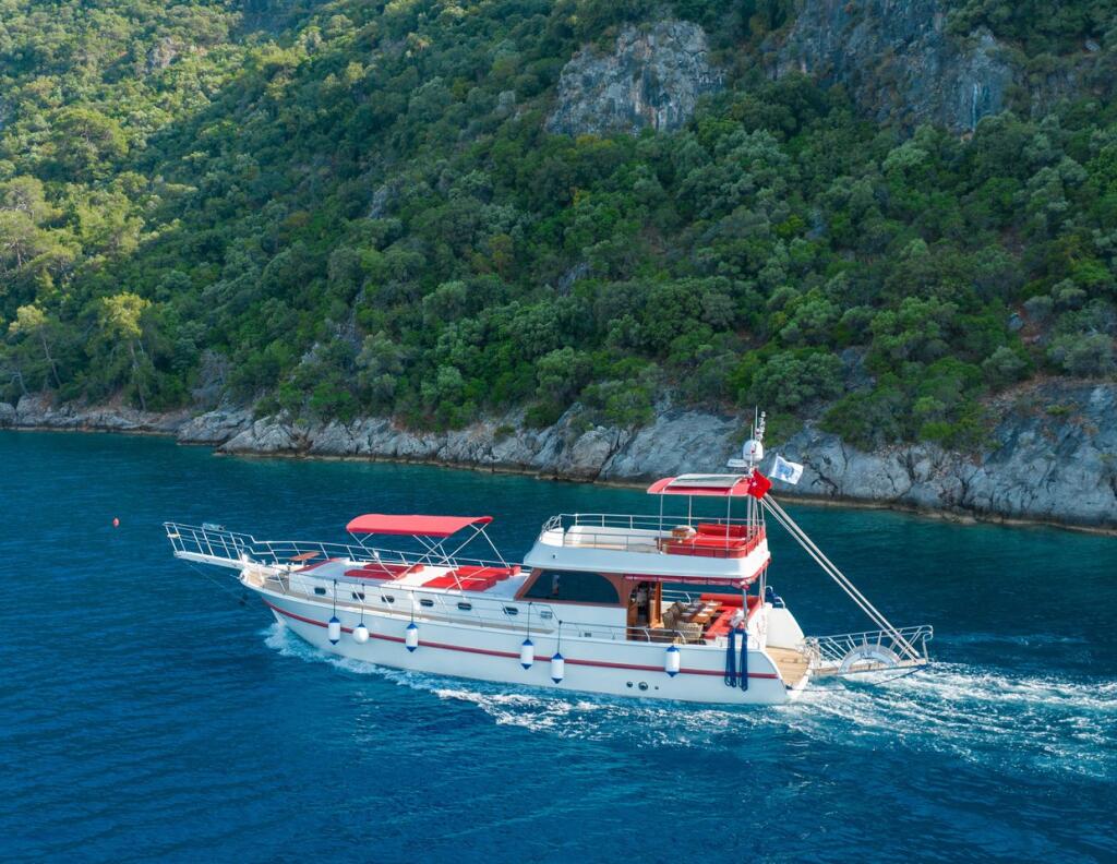 Motoryacht 