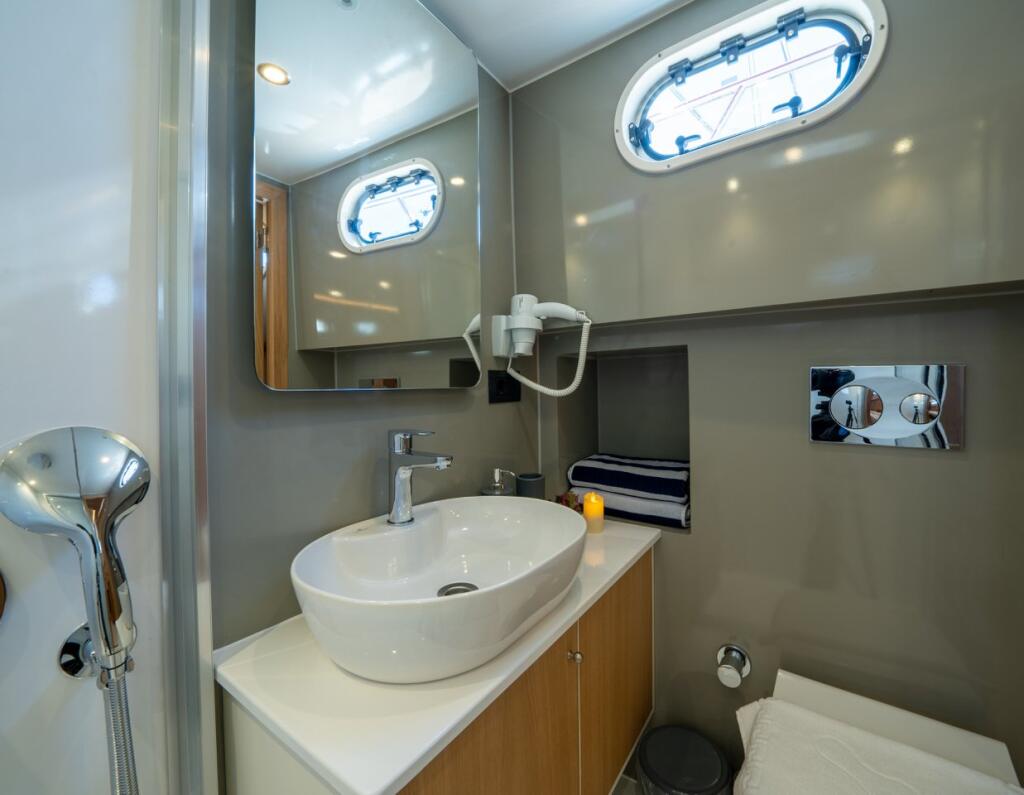 Motoryacht 