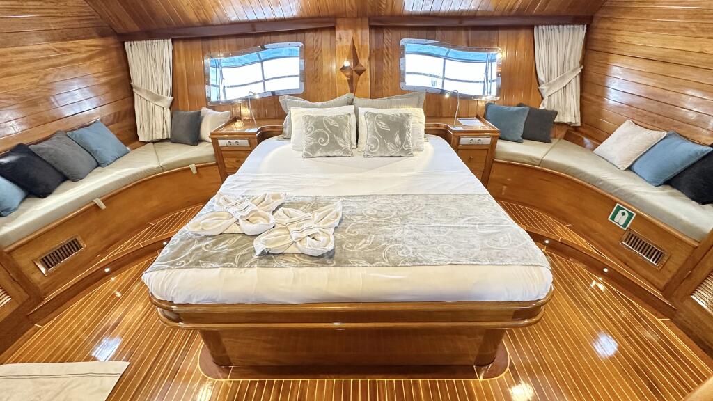 Gulet & Motor Sailer 