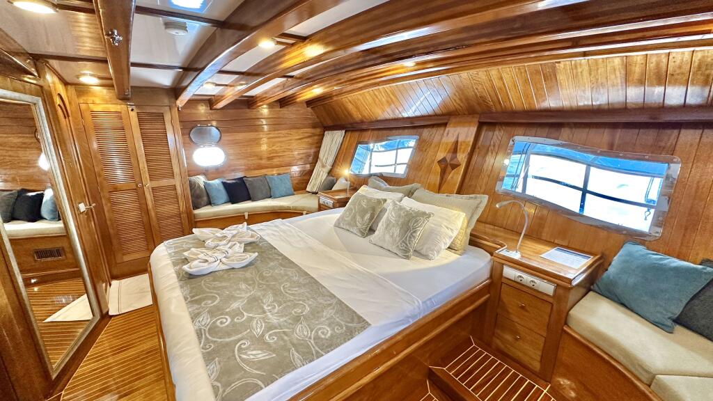 Gulet & Motor Sailer 