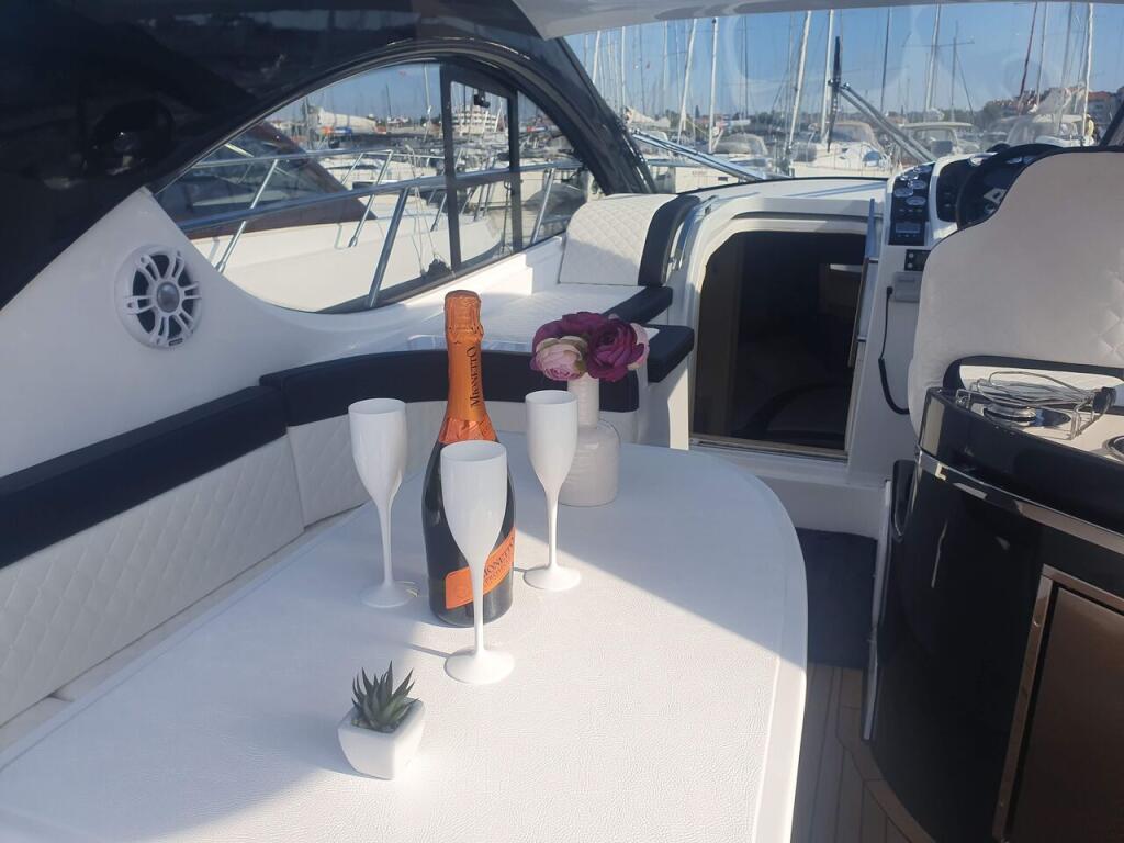 Motorboot 