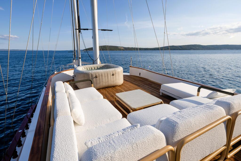Gulet & Motor Sailer 