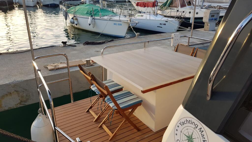 Motoryacht 