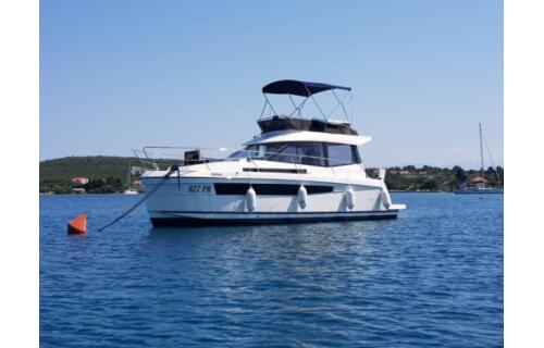 Motoryacht 
