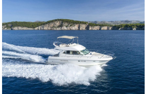 Motoryacht 