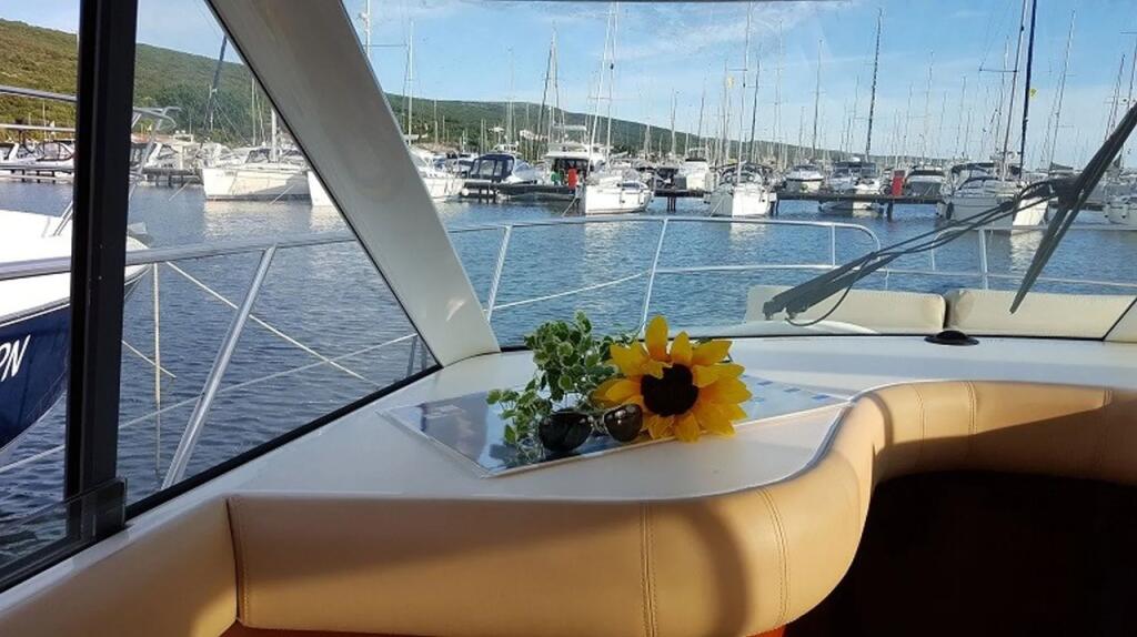 Motoryacht 