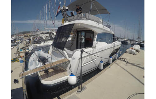 Motoryacht 