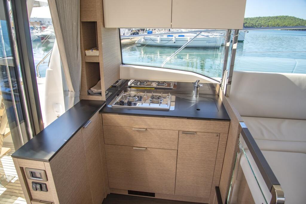 Motoryacht 